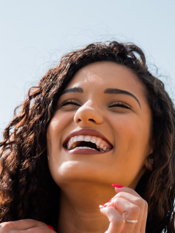 Professional teeth whitening in Booragoon can make your smile brighter